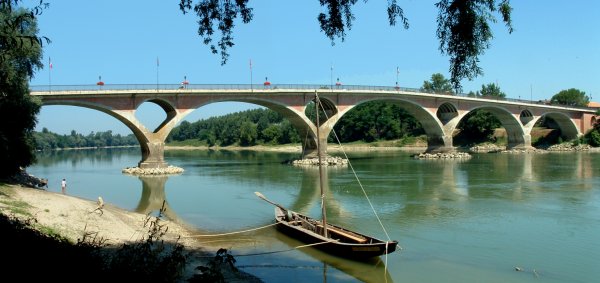 Pont sur la Garonne, TonneinsEnsemble 