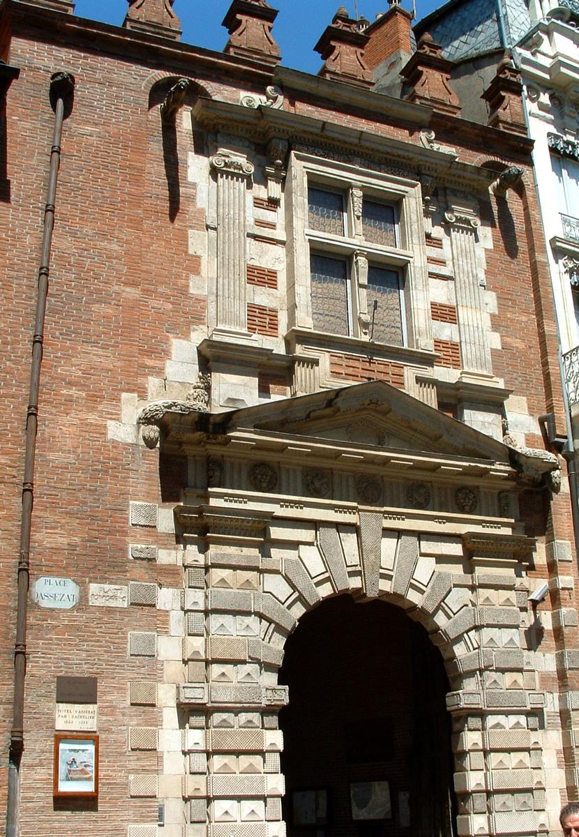 Toulouse - Hôtel d'Assézat - Entrée 