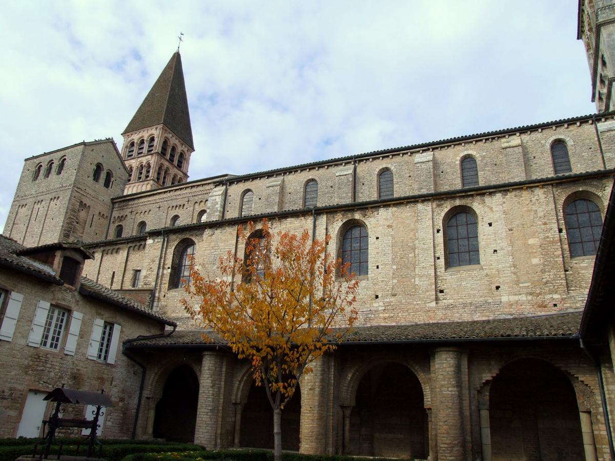 Tournus - Abbaye Saint-Philibert 
