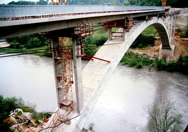 Trellins Bridge 