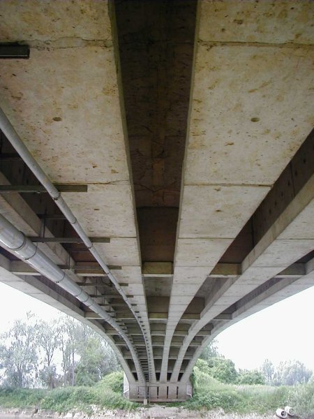 Pont de Trilbardou.Sous-face du tablier 