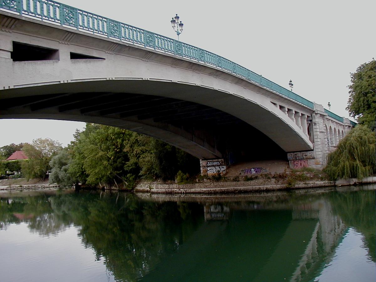 Pont de Champigny 
