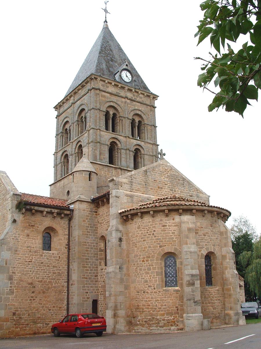 Varenne-l'Arconce - Eglise Saint-Pierre - Abside, transept et clocher 
