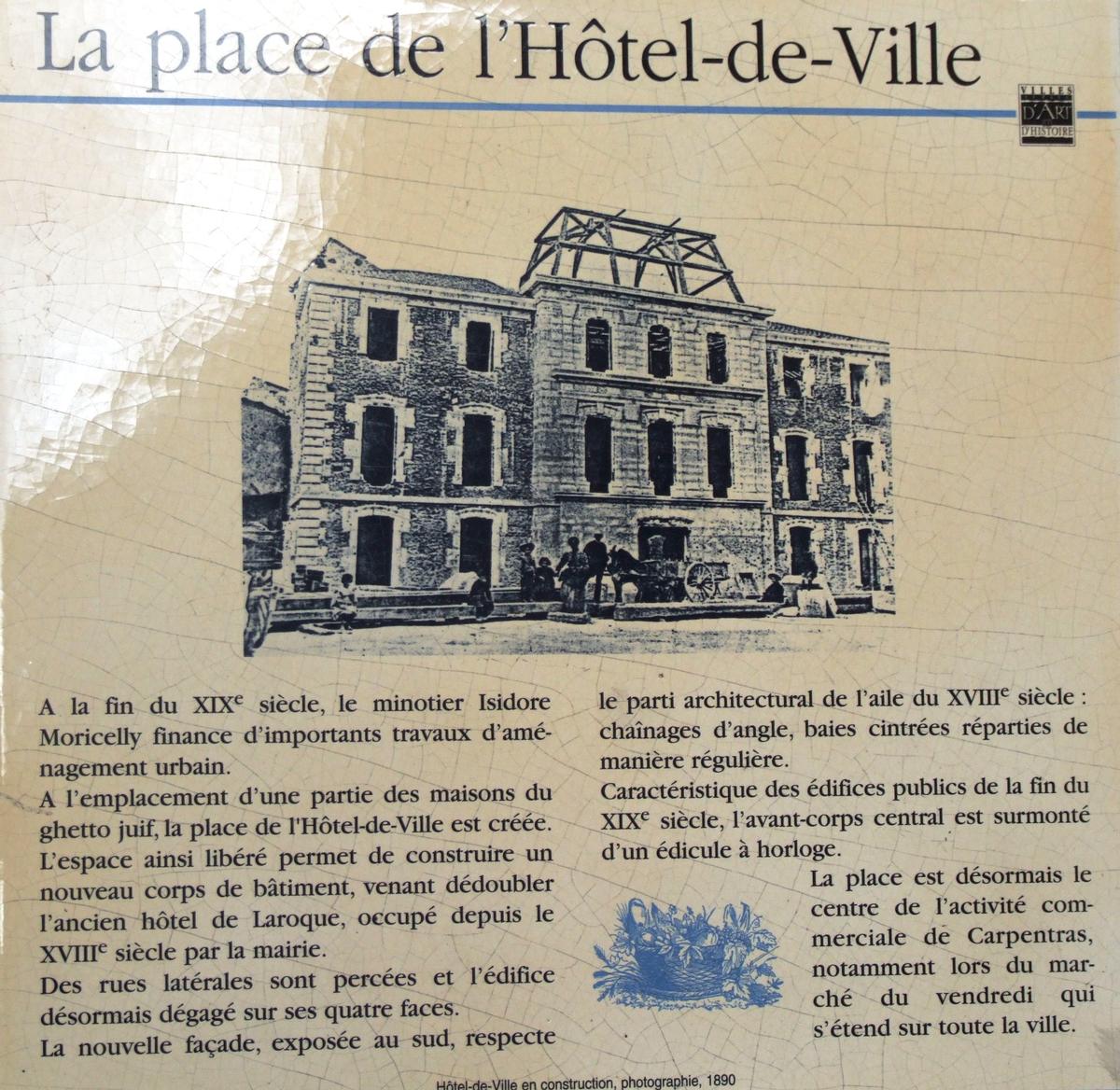 Carpentras - Hôtel de ville - Panneau d'information 