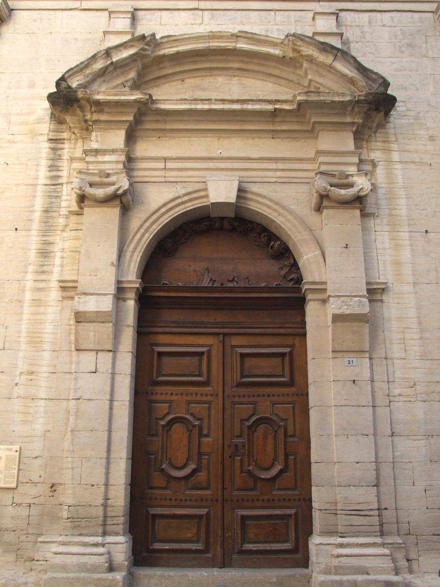Carpentras - Chapelle du Collège - Porte 