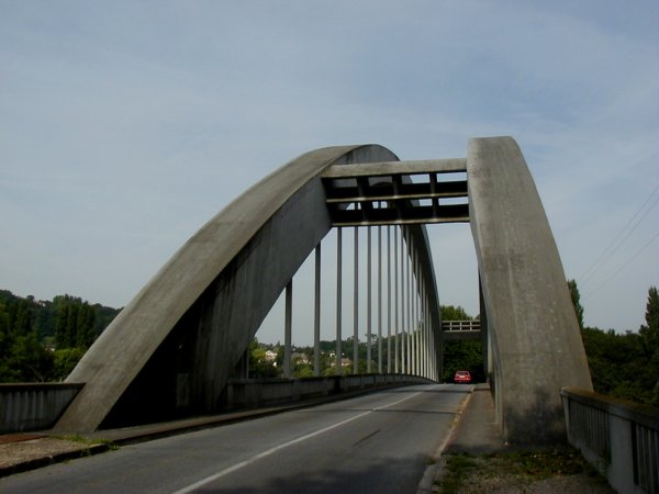 Pont de Saint-Pierre-du-Vauvray 