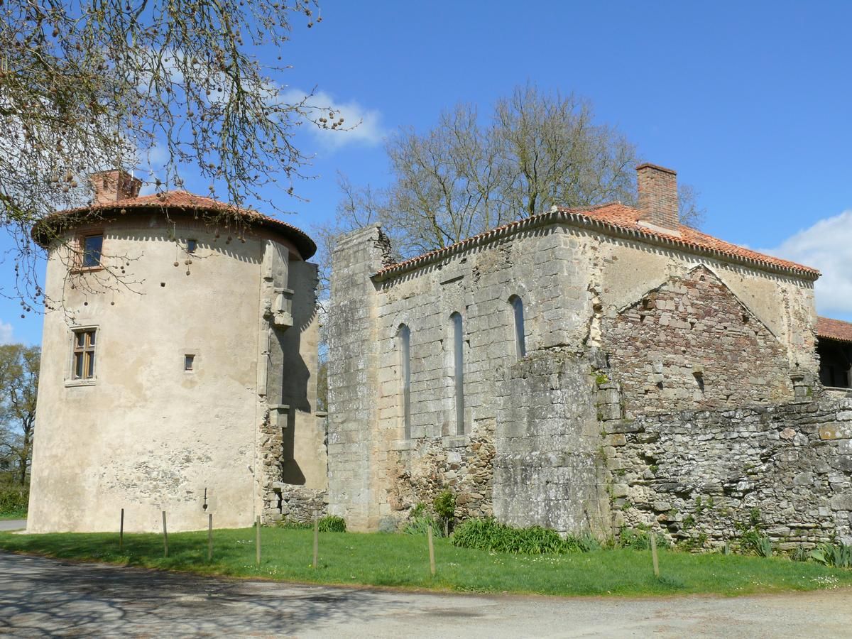 Notre-Dame de La Grainetière Abbey 