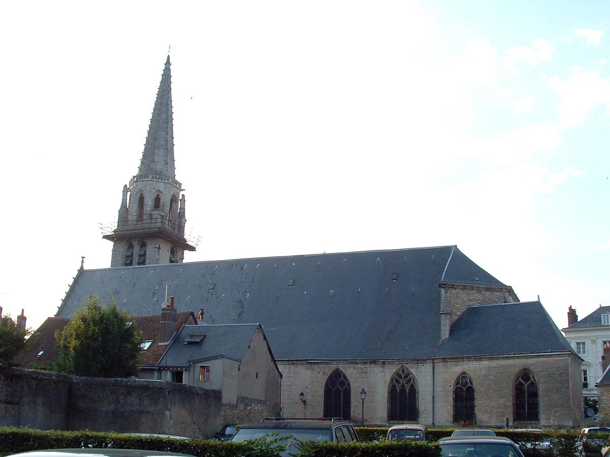 Vendôme - Eglise Sainte-Marie-Madeleine - Ensemble 