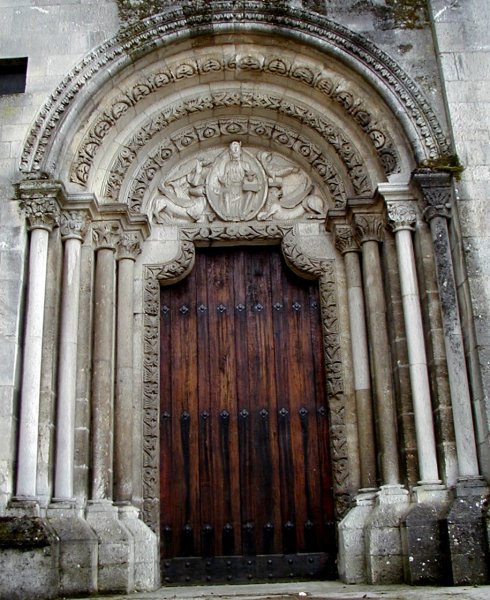 Cathédrale Notre-Dame de Verdun.Portail du Lion 