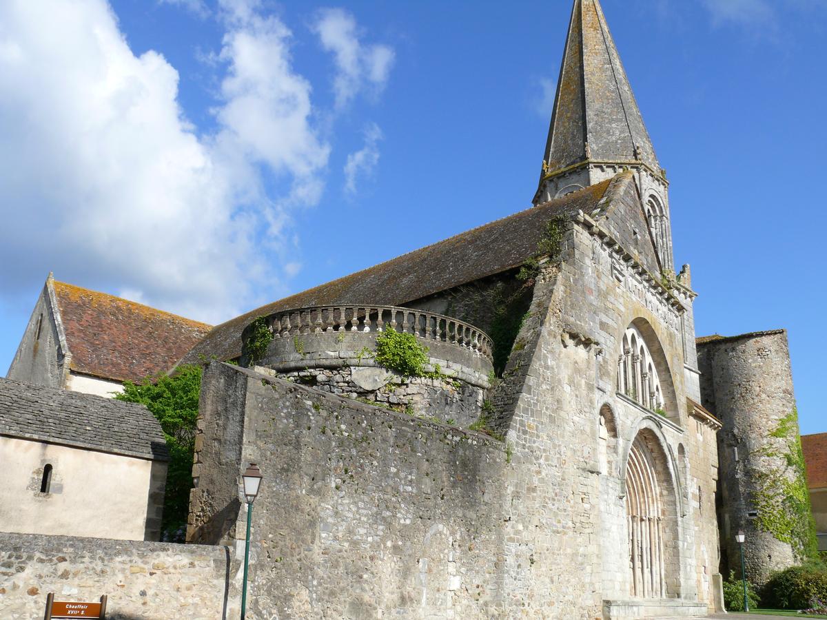 Montmorillon - Hôpital-monastère de Maison-Dieu - Eglise Saint-Laurent et Saint-Vincent 
