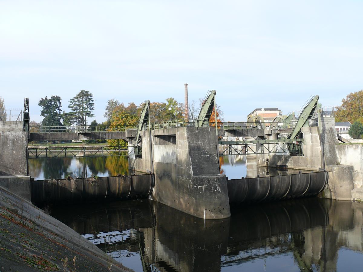 Barrage et usine hydroélectrique de Châtellerault 