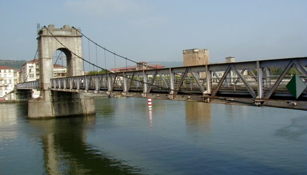 Hängebrücke in Vienne 