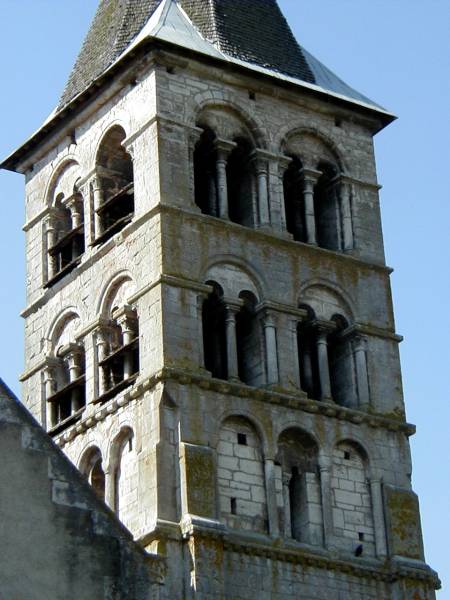 Eglise Saint-Etienne, Vignory.Tour 