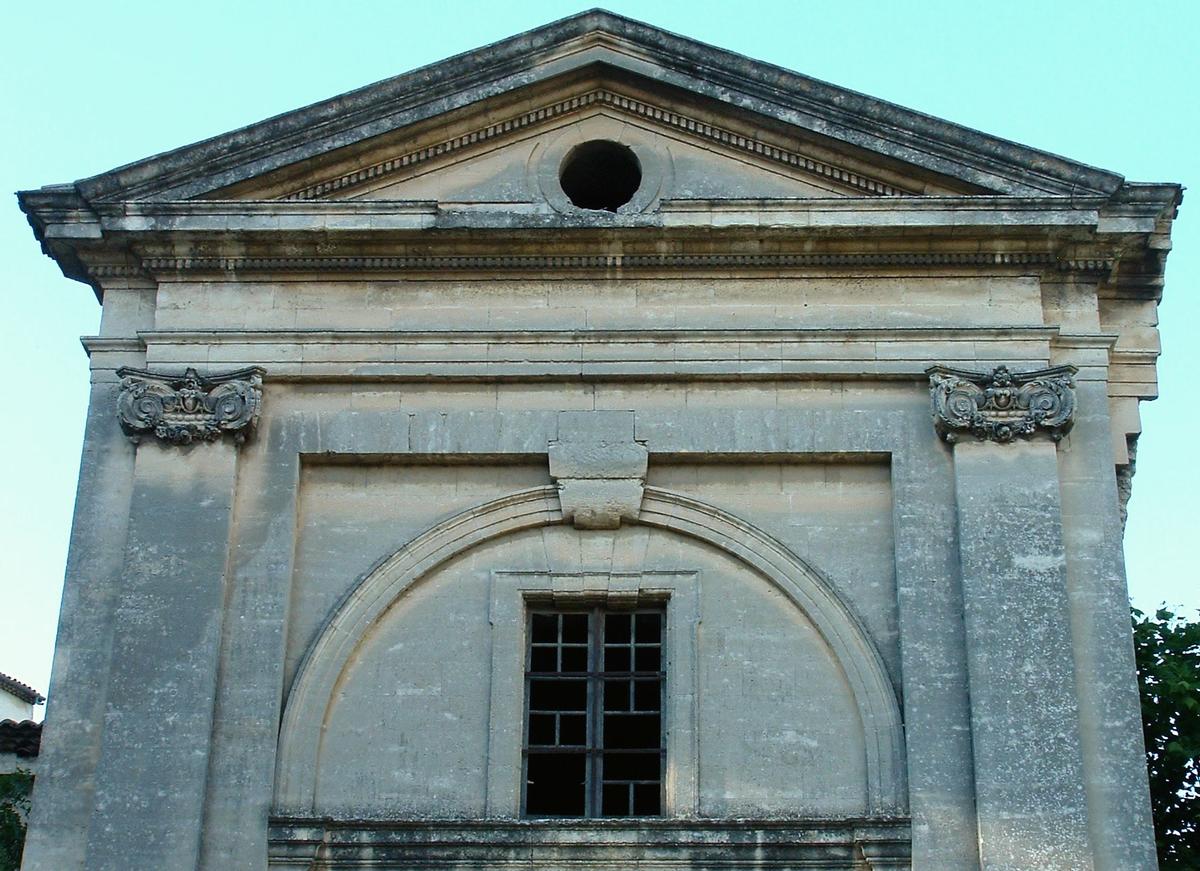 Viviers - Eglise Notre-Dame-du-Rhône - Façade - Fronton 