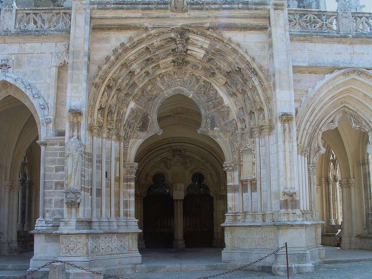 Saint-Père - Eglise Notre-Dame - Porche 