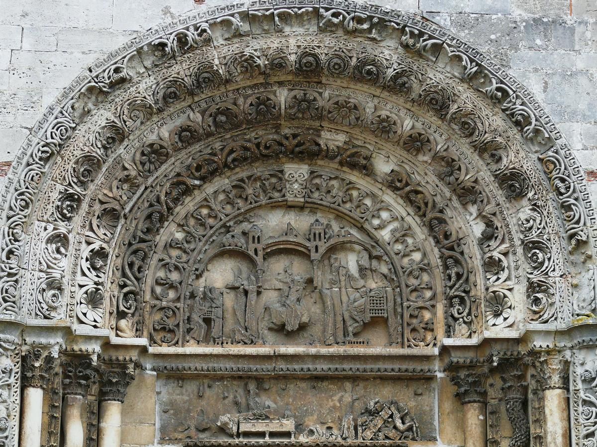 Collégiale Saint-Lazare 