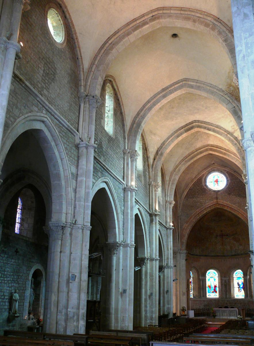 Avallon - Collégiale Saint-Lazare - Nef 