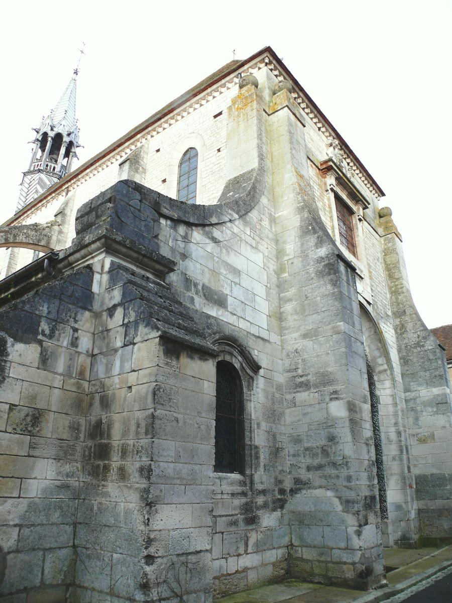 Chablis - Eglise Saint-Martin - Façade principale 