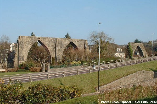 Pont-aqueduc de Coutances 