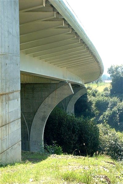 Viaduc du Saultbesnon (Autoroute A84) 