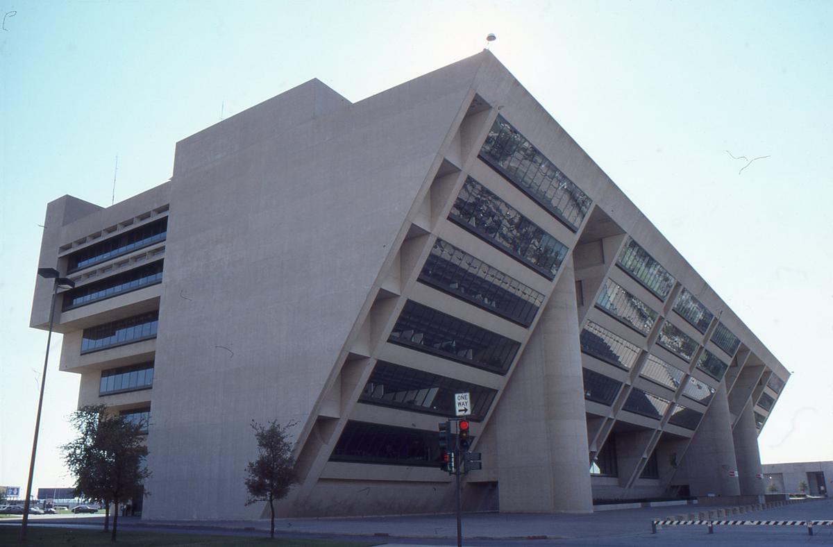 Dallas City Hall (Dallas 1977) Structurae