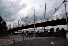 Expo 2000 Nordostbrücke im Messegelände Hannover 