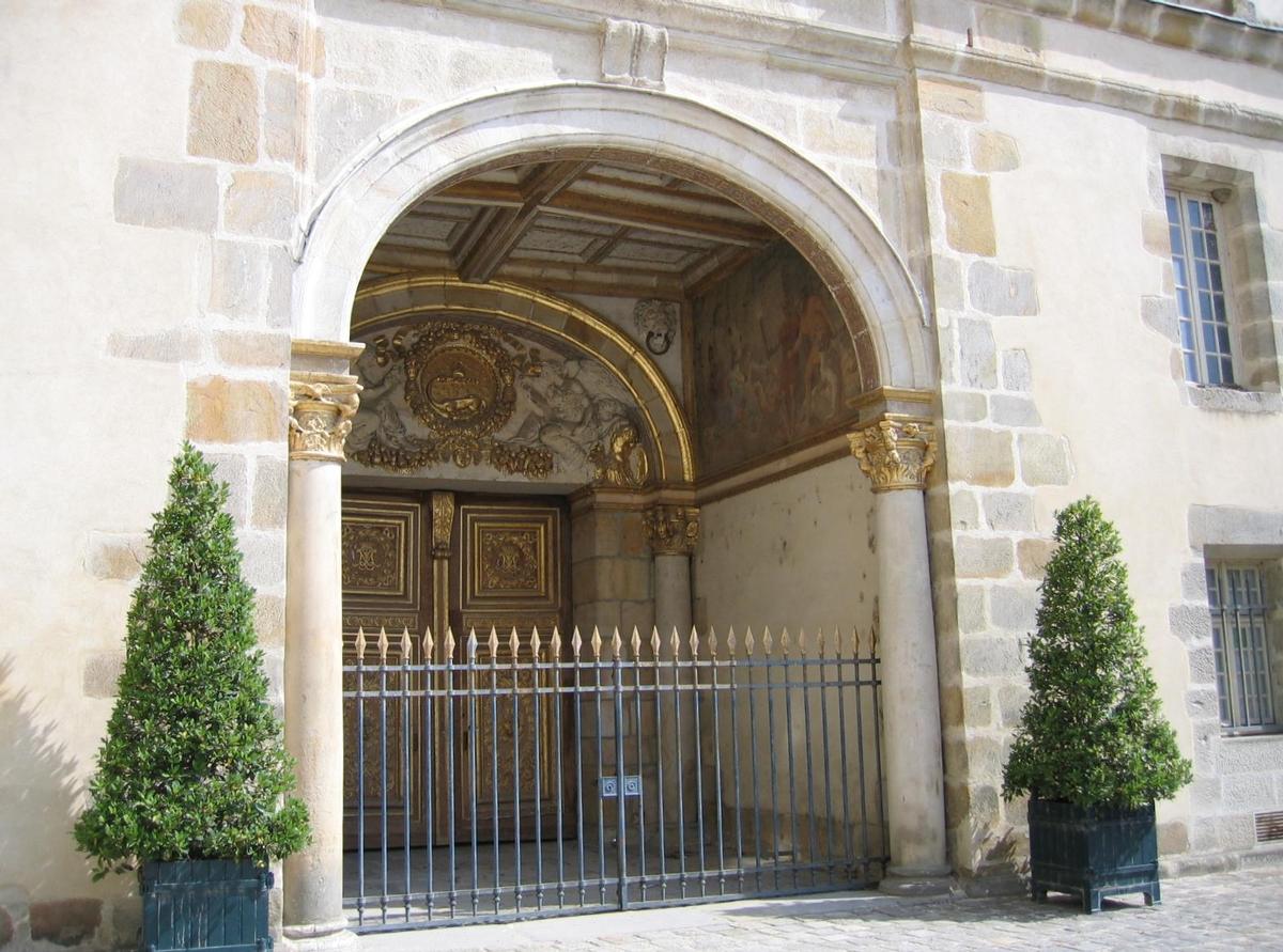Château de FontainebleauPorte dorée 