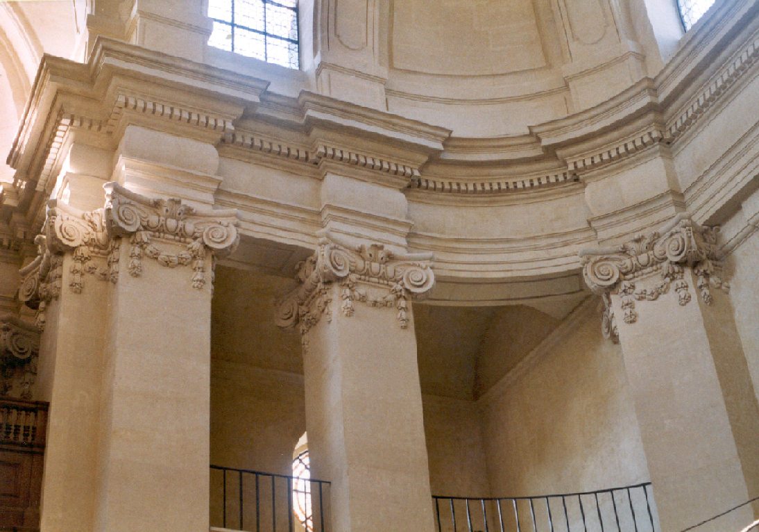 L'intérieur de l'ancienne abbaye de Pentémont (Paris 7e), devenue temple protestant 