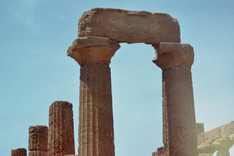 Les ruines du temple (grec) d'Hèra, rebaptisé de Junon lacinienne par les Romains, à Agrigente 