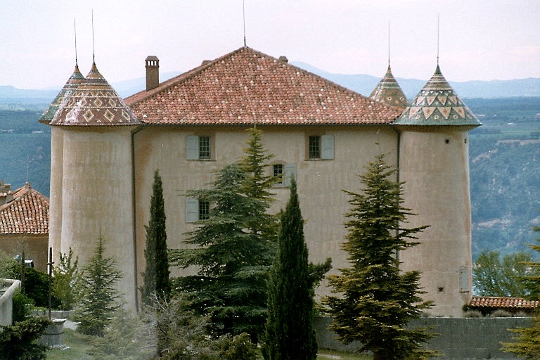 Le château d'Aiguines (Var) 