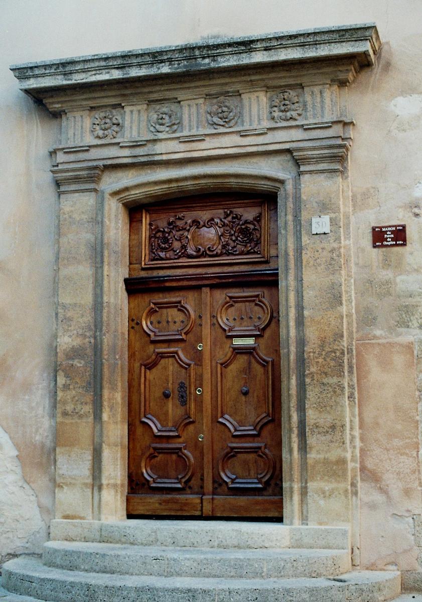 Le portail du prévôt, annexe du palais archiépiscopal d'Aix-en-Provence 
