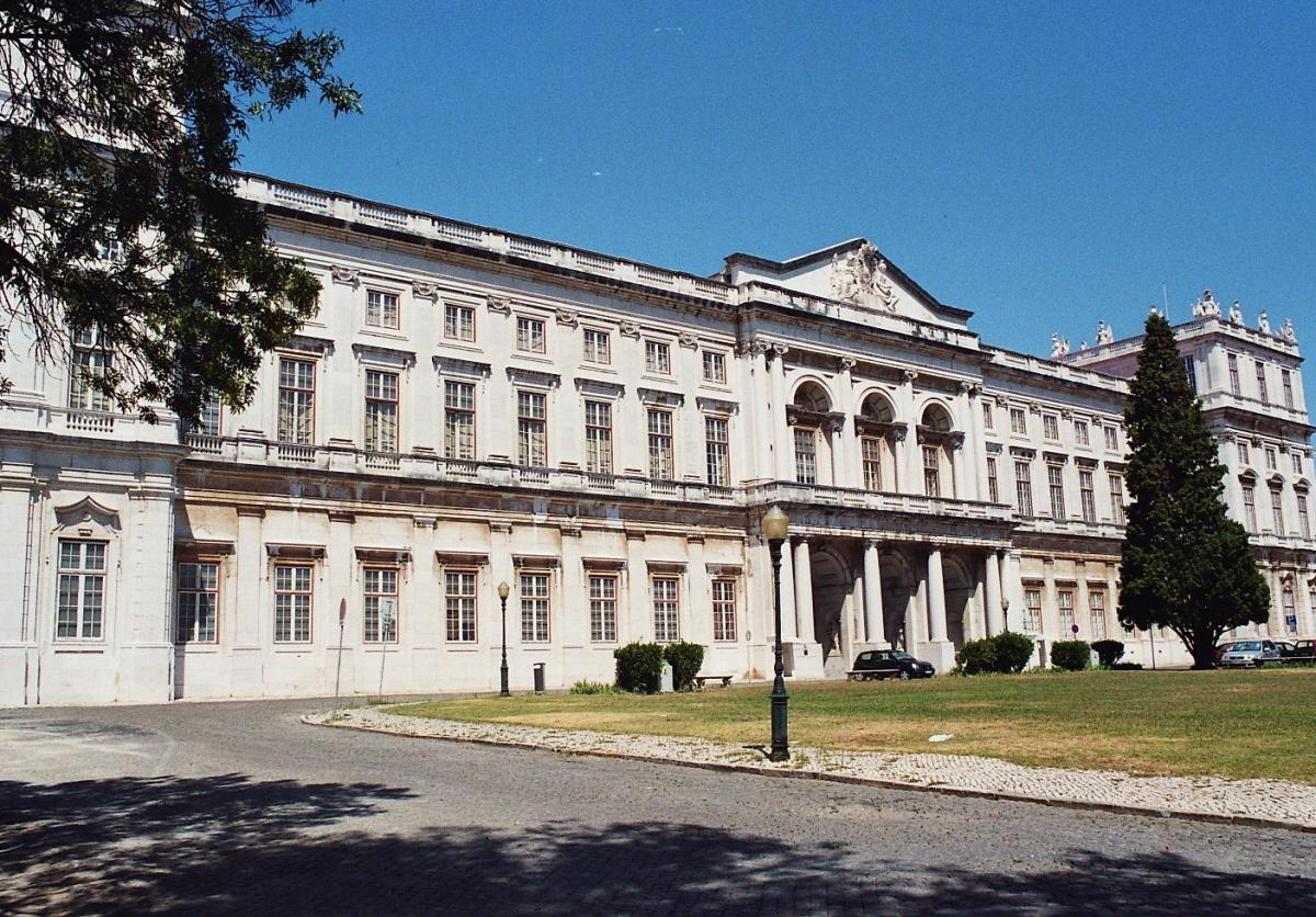 Les façades du Palais national d'Ajuda, ancien palais royal (Lisbonne) 