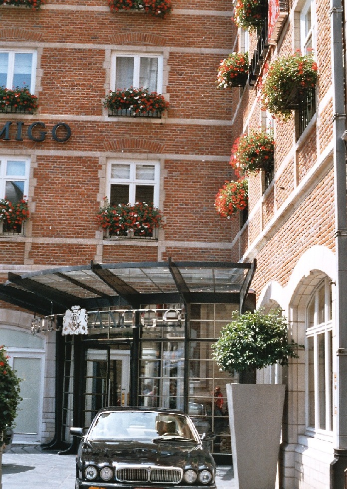 L'Hôtel Amigo, derrière l'Hôtel de Ville (mairie) de Bruxelles 