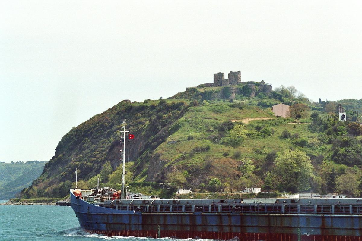 La forteresse génoise d'Anadolu Kavagi, sur le Bosphore, à l'embouchure de la mer Noire (rive asiatique) 
