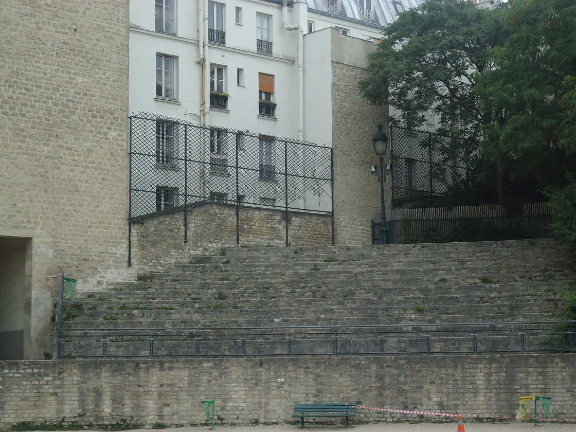 Les arêns de Lutèce, ancien amphithéâtre romain (Paris 5e) 