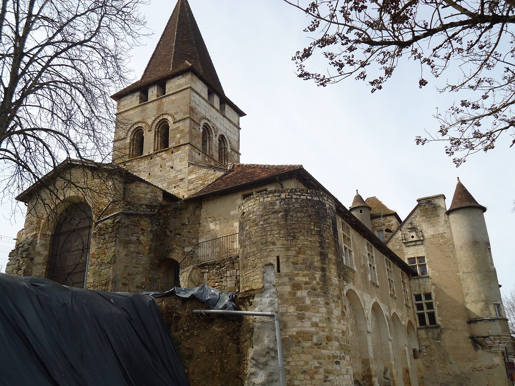 L'église abbatiale St-Pierre de Carennac (Lot) 