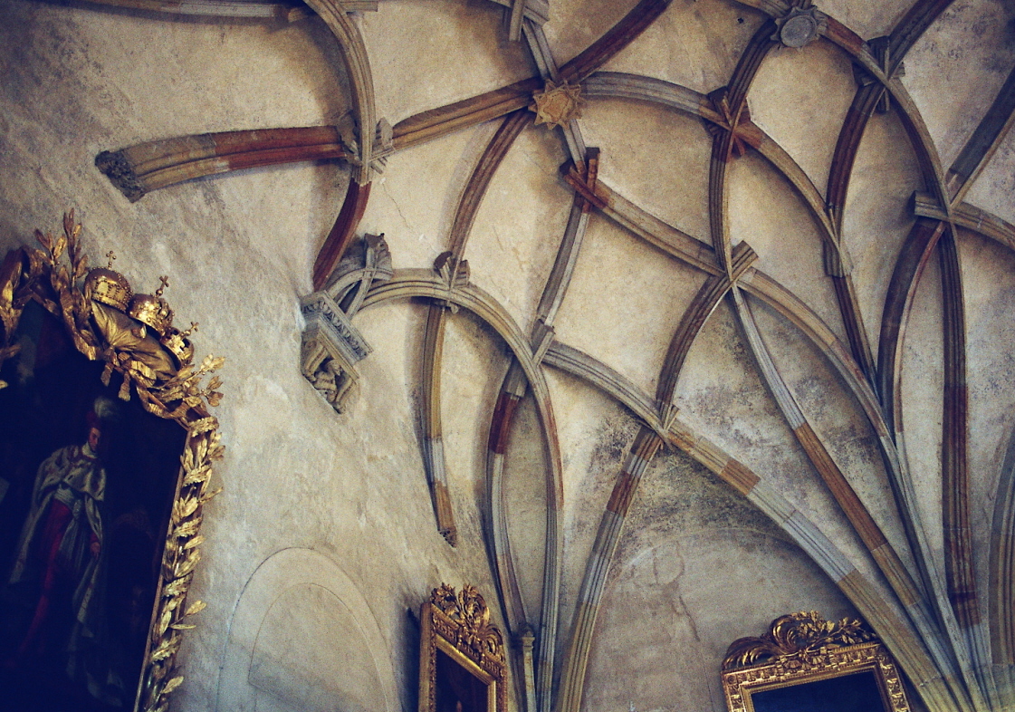 La salle du trône dans l'ancien palais royal du château de Prague 