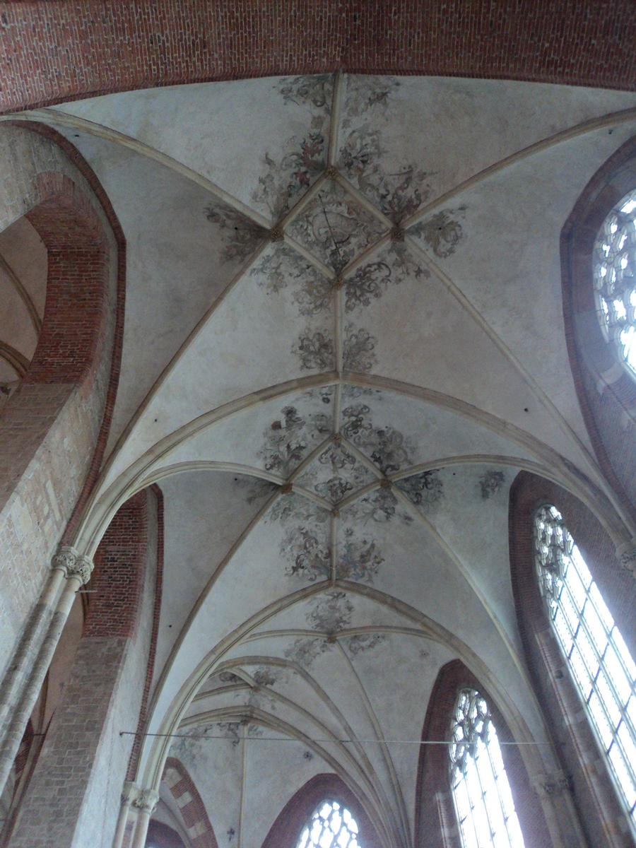 Fiche média no. 173375 Les nefs latérales de l'église Saint Lebuin (dite Grote of St Lebuinuskerk) à Deventer (Overijssel), qui datent de la 2e moitié du 15e siècle