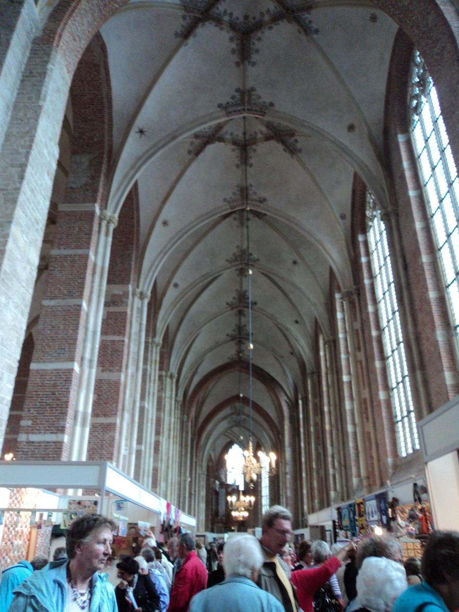 Fiche média no. 173376 Les nefs latérales de l'église Saint Lebuin (dite Grote of St Lebuinuskerk) à Deventer (Overijssel), qui datent de la 2e moitié du 15e siècle