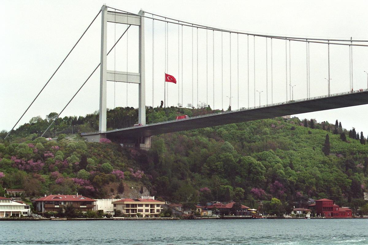 Le pont suspendu Fatih Mehmet Pasa, appelé aussi le 2e pont, sur le Bosphore 