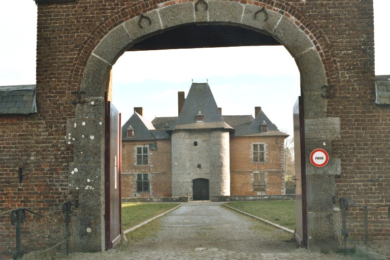 Le château de Fernelmont (province de Namur) 