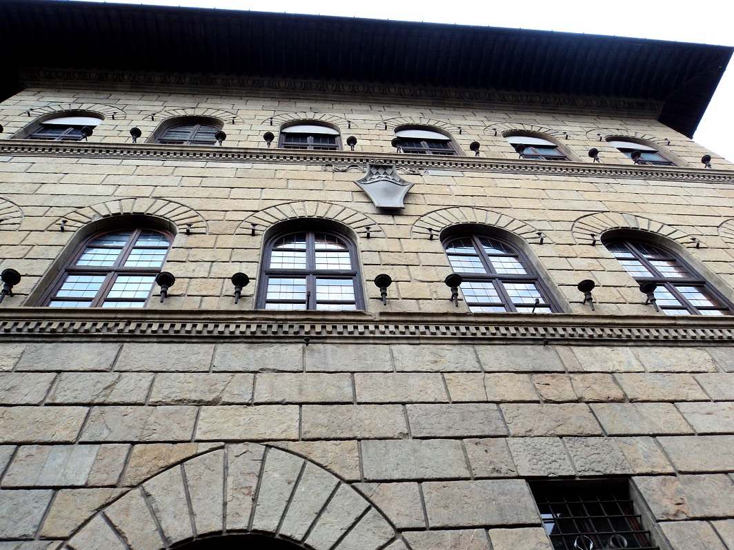 Le palazzo Antinori, du 15e siècle, rue Tornabuoni à Florence, a été dessiné par Giovanni da Maiano 