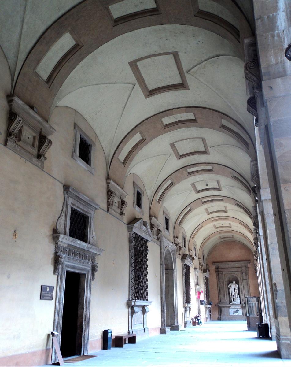 La cour intérieure du palais Pitti 