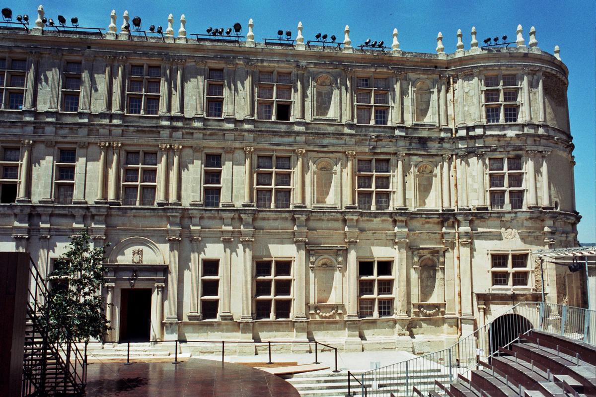 La façade du château (Renaissance) de Grignan (Drôme) 