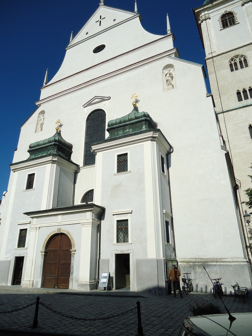 L'église paroissiale Sankt Veit, à Krems (Basse-Autriche) 