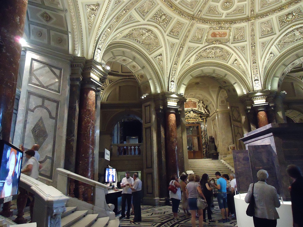 La rotonde au rez-de-chaussée du Kunsthistorischemuseum de Vienne sert de hall d'entrée principal 