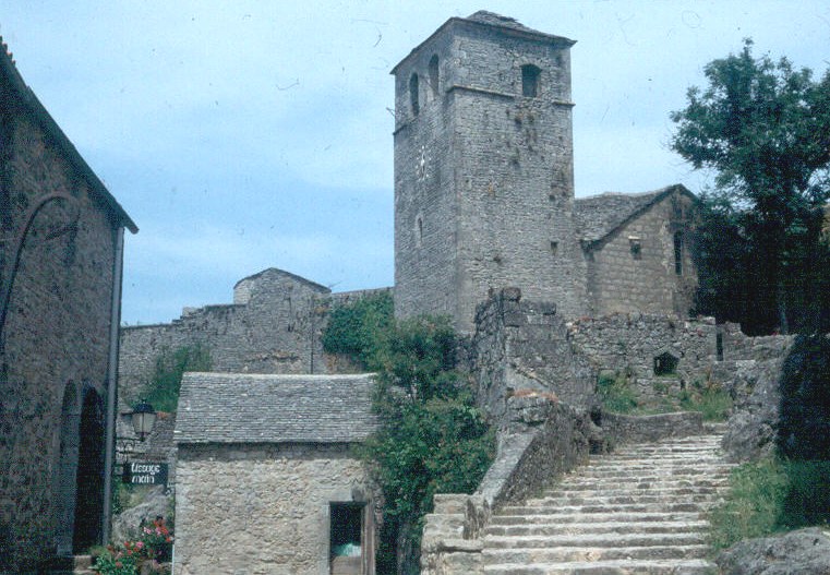 La Couvertoirade (Aveyron): bastide des Templiers depuis le 12e siècle; reprise par les Hospitaliers à partir de 1312 