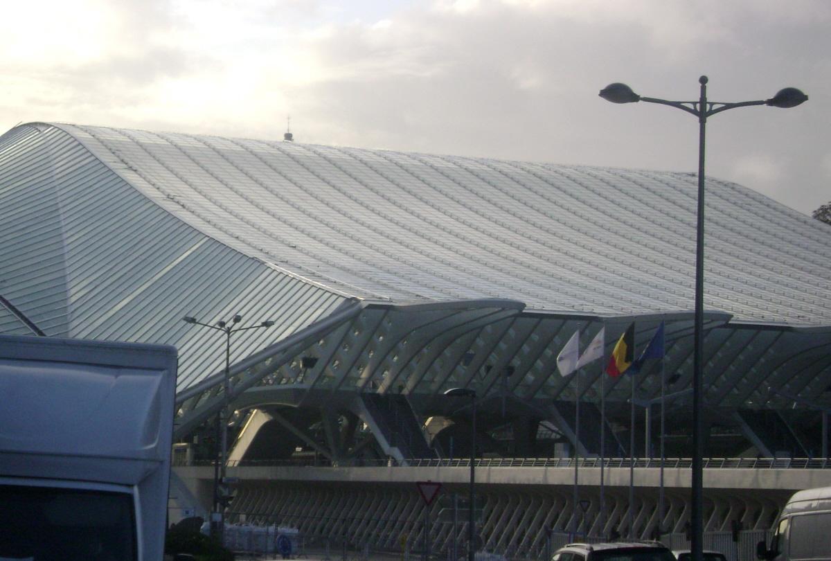 La nouvelle gare de Liège-Guillemins a été inaugurée le 19 septembre 2009 