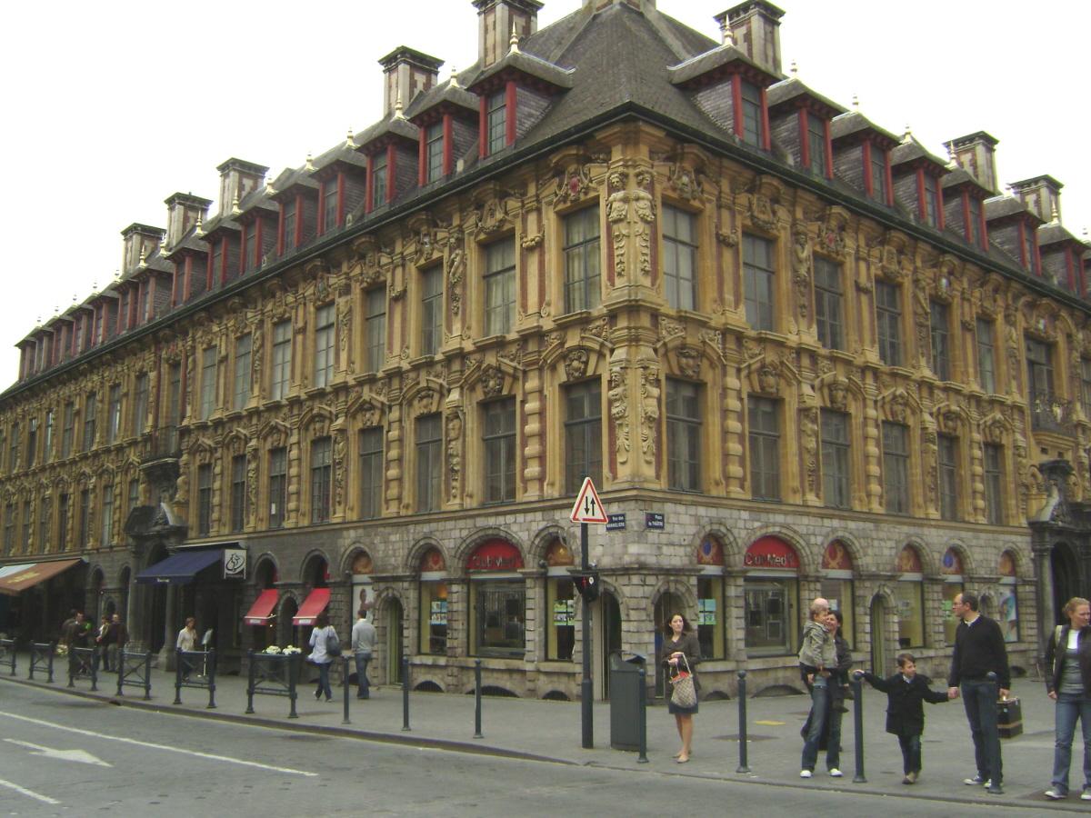 Les façades de la vieille bourse de Lille 