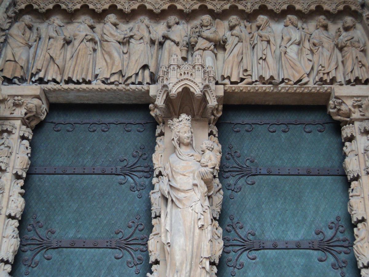 Le portail de la cathédrale Saint-Etienne de Metz 
